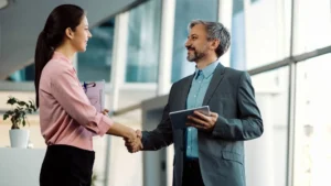 La Primera Impresión Cuenta: Por Qué un Retrato Corporativo Profesional es Crucial
